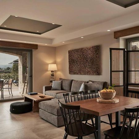 Beachfront Alassa Villas With Private Pools Kotronion  Εξωτερικό φωτογραφία